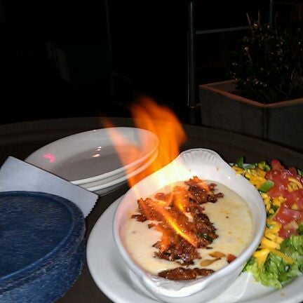 Foto diambil di Fernando&#39;s Mexican Cuisine oleh Mark P. pada 4/19/2012