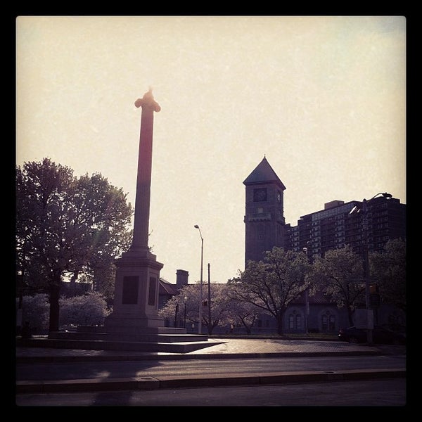 3/20/2012 tarihinde Ian H.ziyaretçi tarafından University of Baltimore'de çekilen fotoğraf