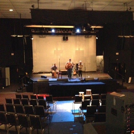 Foto diambil di Murray Hill Theatre oleh Jeffery S. pada 7/1/2012