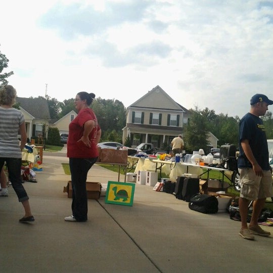 Kelly Creek Garden Homes Neighborhood in Moody