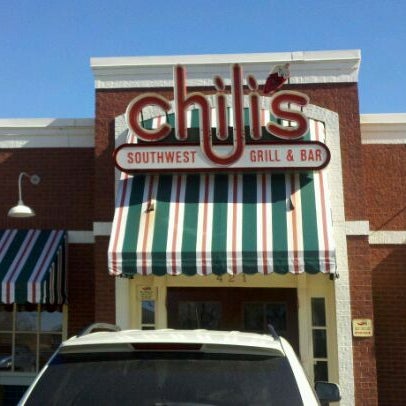 Photo taken at Chili&#39;s Grill &amp; Bar by Rick A. on 2/12/2012