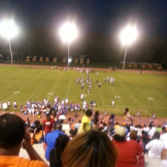 Avondale High School Avondale Estates'te Lise