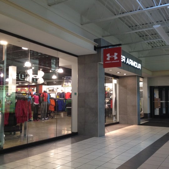 under armor outlet hours