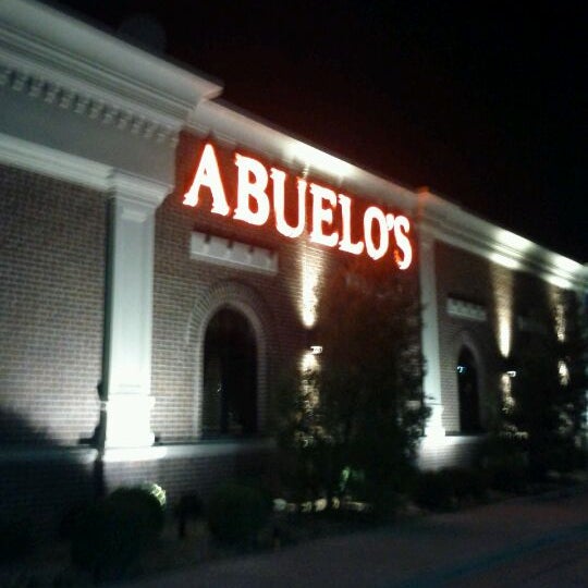 Photo taken at Abuelo&#39;s Mexican Restaurant by Braeden W. on 3/7/2012