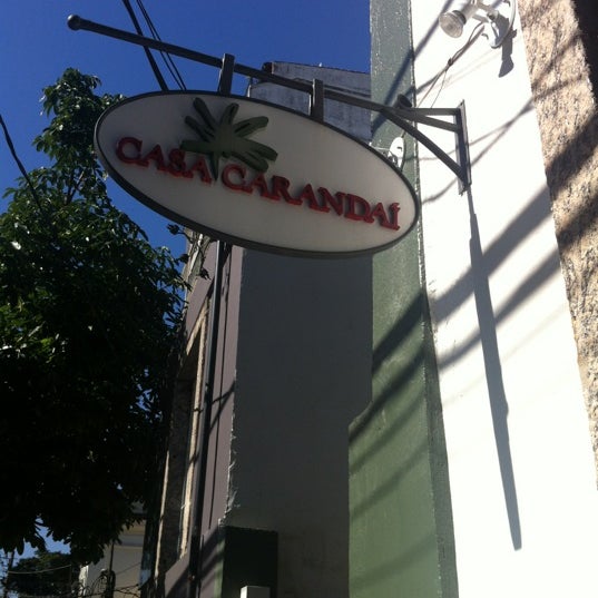 รูปภาพถ่ายที่ Casa Carandaí โดย Carlos T. เมื่อ 6/30/2012