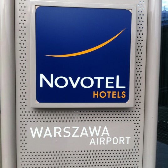 Foto tirada no(a) Novotel Warszawa Airport por Attila F. em 6/3/2012