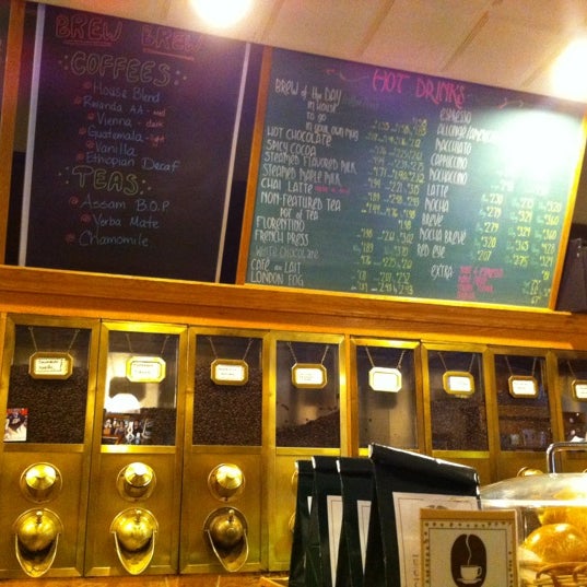 2/29/2012にPatricia D.がUncommon Grounds Coffee &amp; Teaで撮った写真