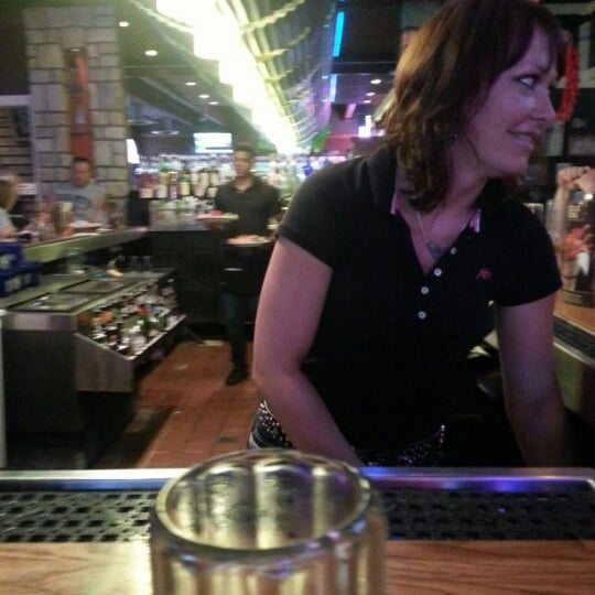 Photo taken at Chili&#39;s Grill &amp; Bar by Michele B. on 8/22/2012