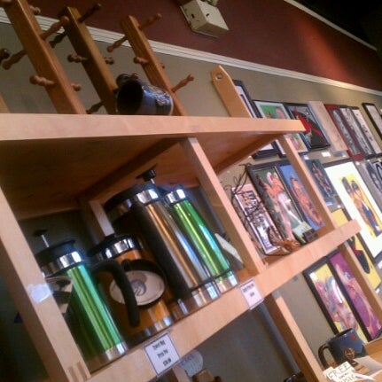 7/28/2012に@thekencookがCool Beans Coffee Roastersで撮った写真