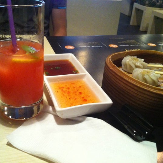 7/9/2012にKaty C.がDim Sum Asian Cafeで撮った写真