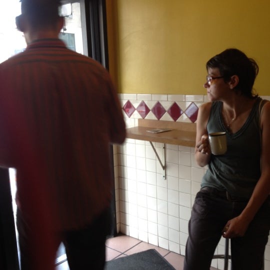 Photo prise au Jessi&#39;s Coffee Shop par sharilyn le8/23/2012