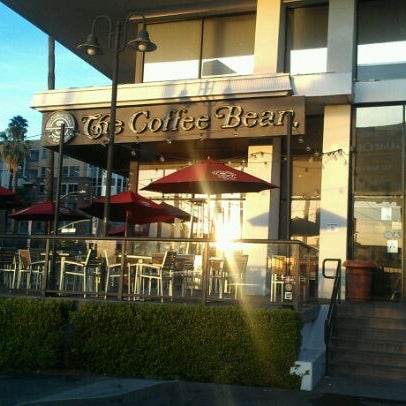 Photo taken at The Coffee Bean &amp; Tea Leaf by JYL on 2/22/2012