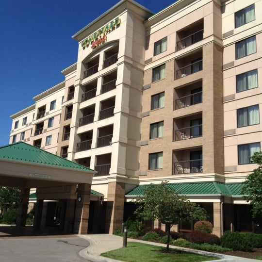 Photos at Courtyard Kansas City Overland Park/Convention Center 11001