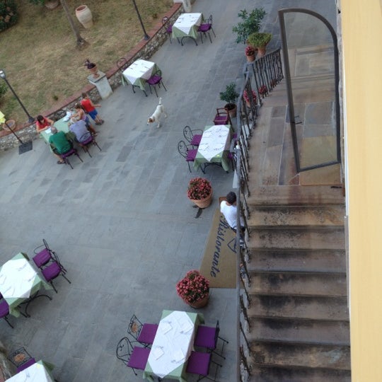 8/11/2012 tarihinde Stefania R.ziyaretçi tarafından Villa Cheli'de çekilen fotoğraf
