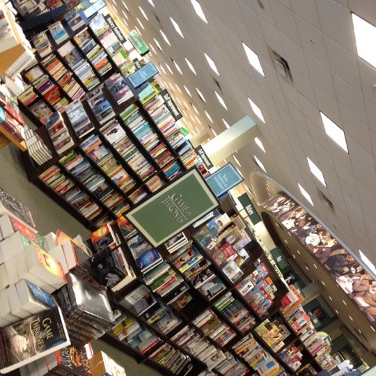 Photos At Barnes Noble Bookstore