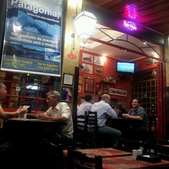 4/27/2012 tarihinde Claudio Jose L.ziyaretçi tarafından Bar do Argentino'de çekilen fotoğraf