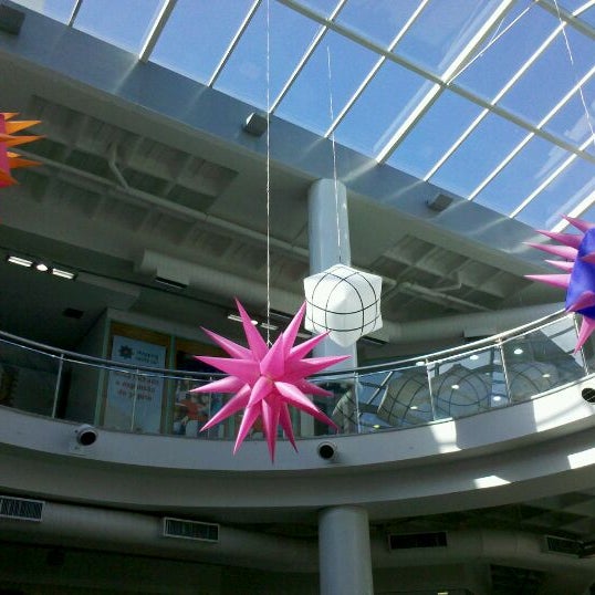 Photo taken at Shopping Norte Sul by Michael Sullevan Gomes R. on 2/27/2012