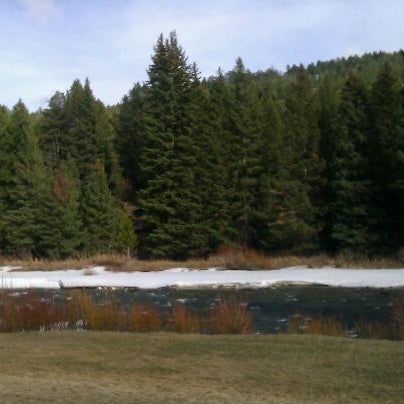 Photo taken at Rainbow Ranch Lodge by Paul T. on 3/29/2012