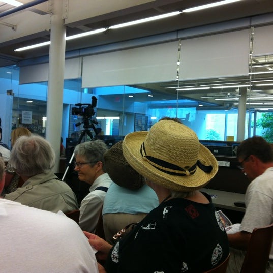Photo taken at Toronto Public Library - Bloor Gladstone Branch by James V. on 6/17/2012