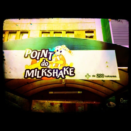 Foto tirada no(a) Point do Milkshake Buritis por Matheus P. em 7/8/2012