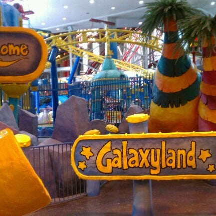 Galaxyland Parc D Attractions A West Edmonton