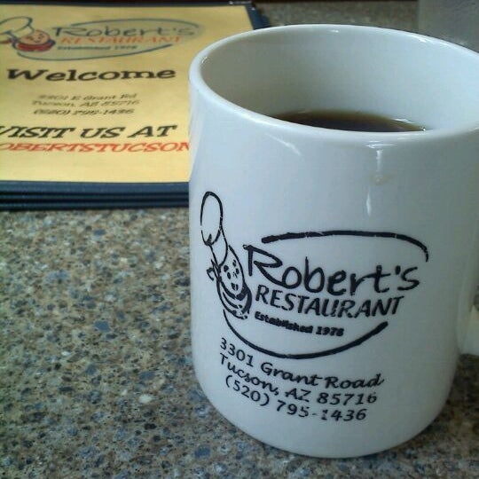 Photo taken at Robert&#39;s Restaurant by MissMiki on 4/12/2012