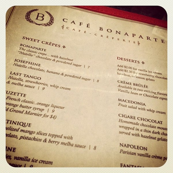 รูปภาพถ่ายที่ Café Bonaparte โดย Jenn B. เมื่อ 4/7/2012