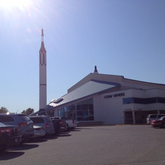Das Foto wurde bei Kansas Cosmosphere and Space Center von Michael S. am 8/11/2012 aufgenommen