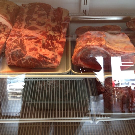 Photo taken at Sonora´s Meat by Tatiana C. on 5/18/2012