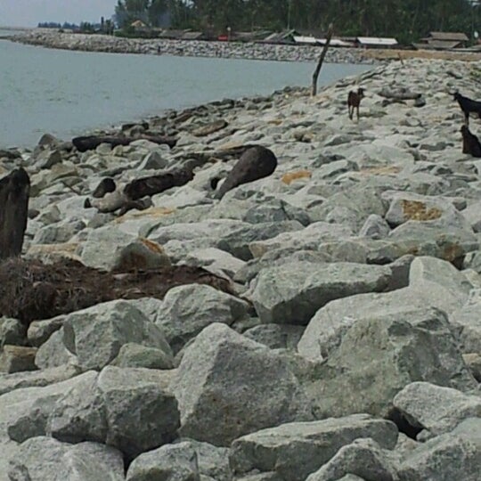 Pantai Sabak Kota Bharu Kelantan
