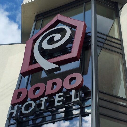 Foto tirada no(a) Dodo Hotel  [Design Low Cost Hotel] por Frederic D. em 7/16/2012