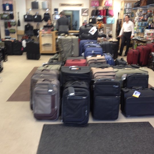 Fink's Luggage & Repair Co. – Fink's Luggage & Repair Co.