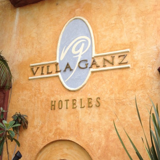 Das Foto wurde bei Villa Ganz Hotel von TRIPULANTE G. am 9/3/2012 aufgenommen