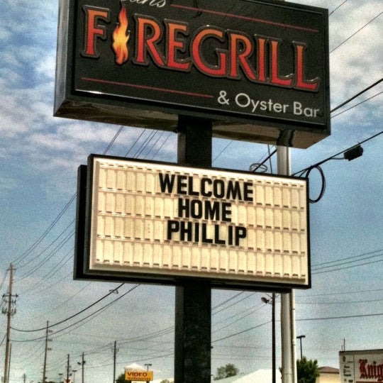 Photo taken at Austin&#39;s Firegrill &amp; Oyster Bar by Chef Rawk (. on 5/12/2012