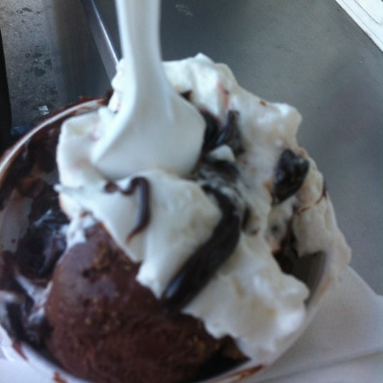 Russell's Ice Cream 2385 Chili Ave