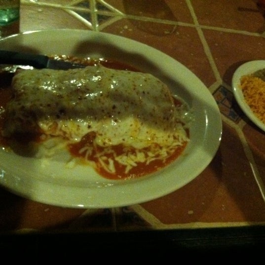 Photo taken at Lindo Mexico Restaurant by Albert C. on 2/22/2012