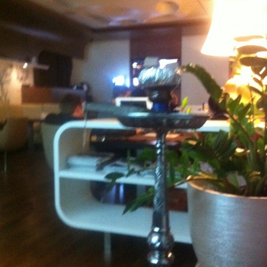 Foto scattata a Pyjama restaurant &amp; lounge da K A. il 4/16/2012