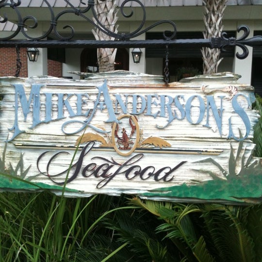 Photo taken at Mike Anderson&#39;s Seafood by Kellie S. on 5/8/2012