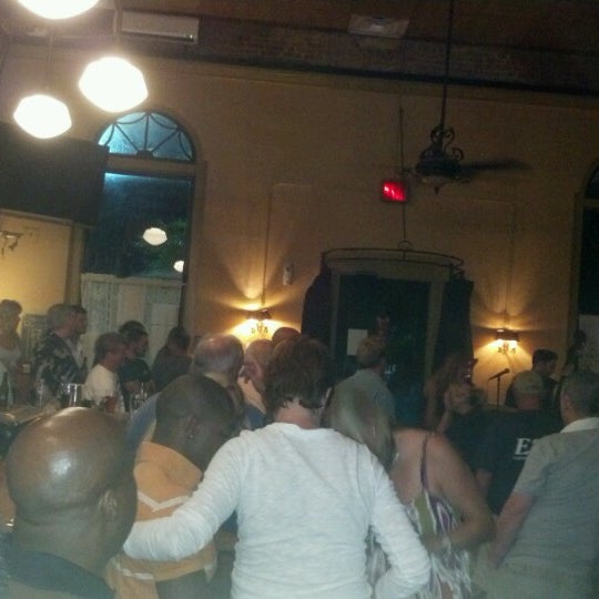 Photo taken at Kelly&#39;s Gingernut Pub by Bruce E. on 7/22/2012