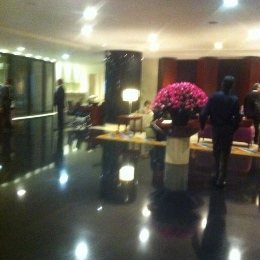 Foto tomada en GHL Hotel Capital  por Ivan C. el 5/17/2012