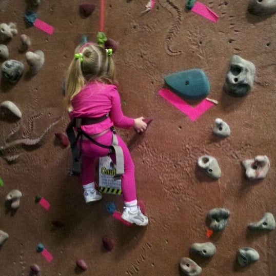 Photo taken at Adventure Rock Climbing Gym Inc by Paul Y. on 4/29/2012