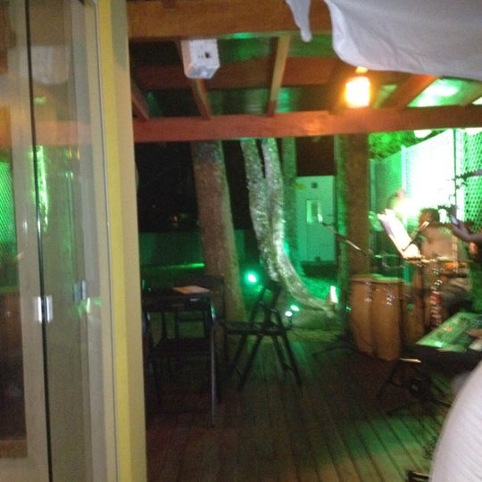 Photo prise au Spitzbier Bar &amp; Choperia par Mi Curbani le2/26/2012