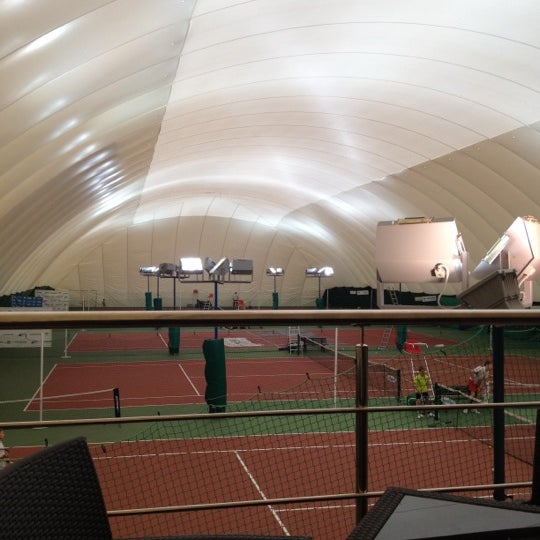 รูปภาพถ่ายที่ Академия тенниса Александра Островского โดย Алексей В. เมื่อ 6/8/2012