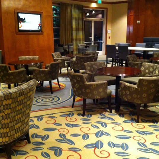 Foto diambil di SpringHill Suites by Marriott Atlanta Buckhead oleh Kathy L. pada 5/14/2012