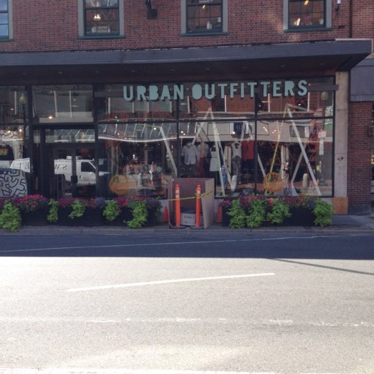 urban outfiters harvard,urban outfitters,urban outfitters (harvard square),...