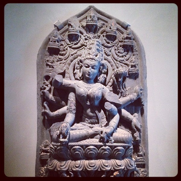 Photo taken at Asian Art Museum by Caroline D. on 4/17/2012