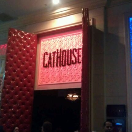 Photo taken at CatHouse Boutique Nightclub / Doohan&#39;s Bar &amp; Lounge by Colby C. on 3/15/2012