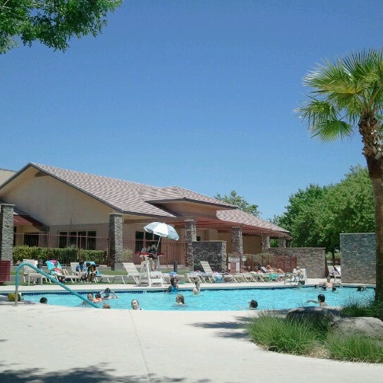 willows pool
