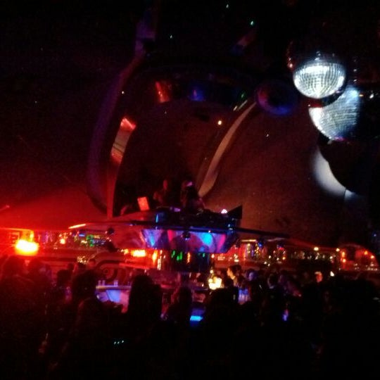 Aprender acerca 80+ imagen night club tijuana Abzlocal.mx