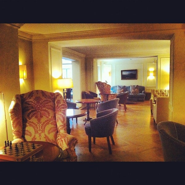 Das Foto wurde bei The Normandy Hotel von Zorita D. am 4/30/2012 aufgenommen